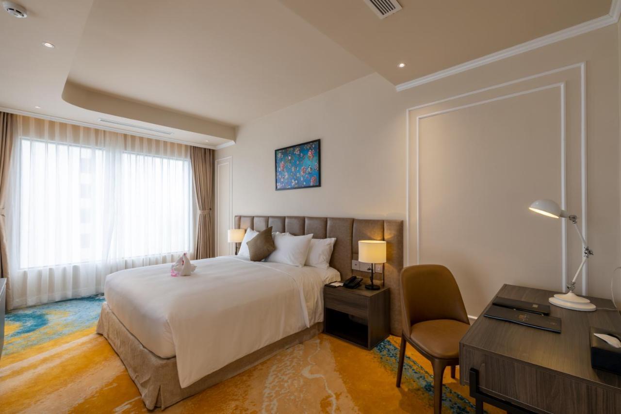 La Vela Hue Hotel Kültér fotó Deluxe Room