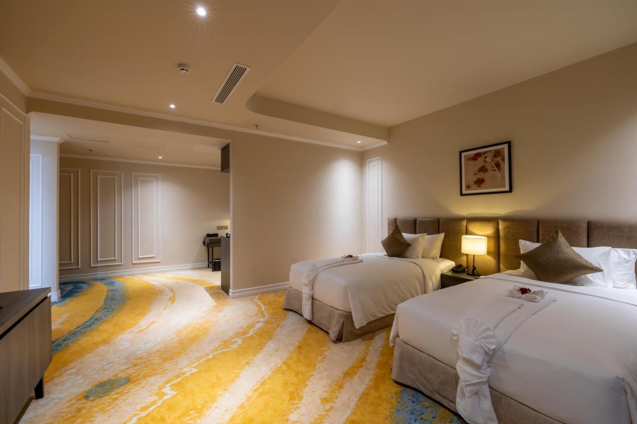 La Vela Hue Hotel Kültér fotó Deluxe Room