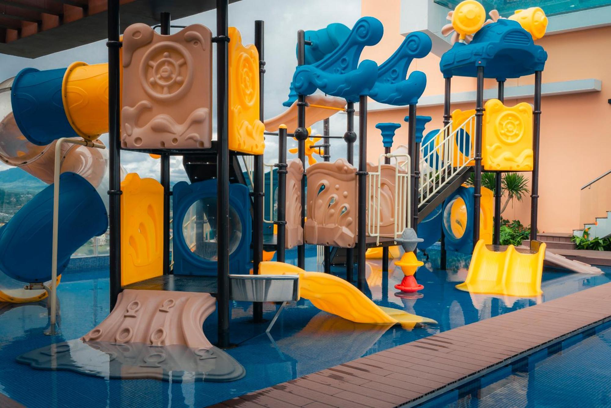 La Vela Hue Hotel Kültér fotó Playground at the hotel